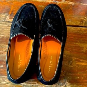 Marc Fisher LTD suede shoes